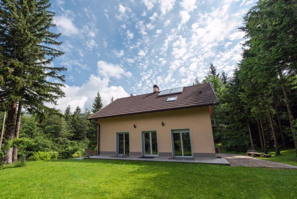 Apartmaji Velikonja Айдовшчіна Екстер'єр фото
